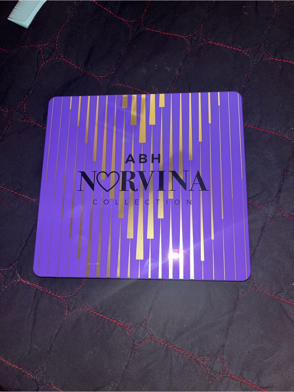 Anastasia Beverly Hills Norvina Purple and Gold Collector Tin